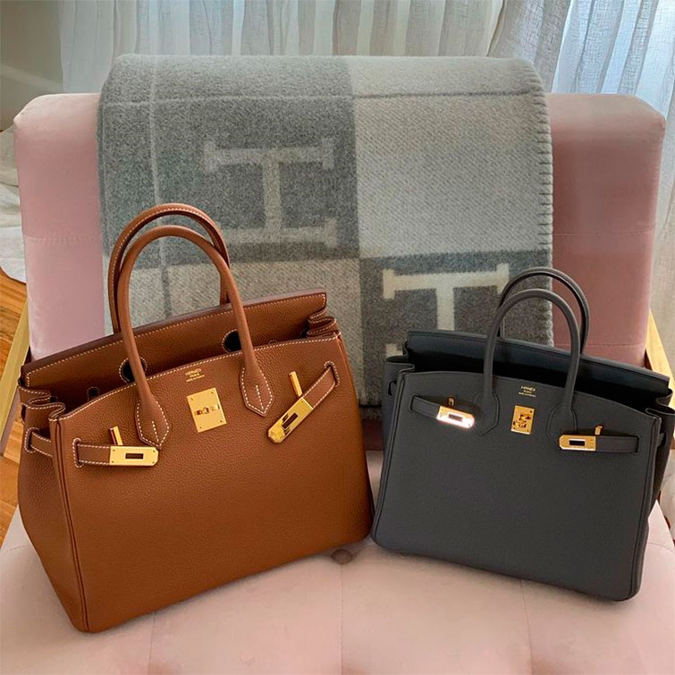 Photo de deux sacs Birkin d'Hermès